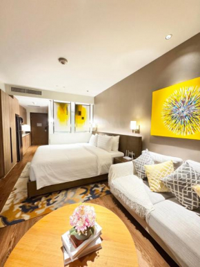 Rockwell View King Suites